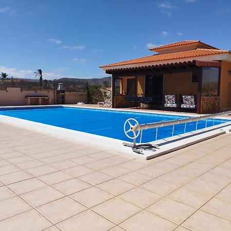 Villa Casa Del Sol 3 Bedroom Villa With Private Solar Covered 12M X 6M Pool Minimum Stay 7 Nights Chromecast And Wifi Throughout The Property Triquivijate Luaran gambar