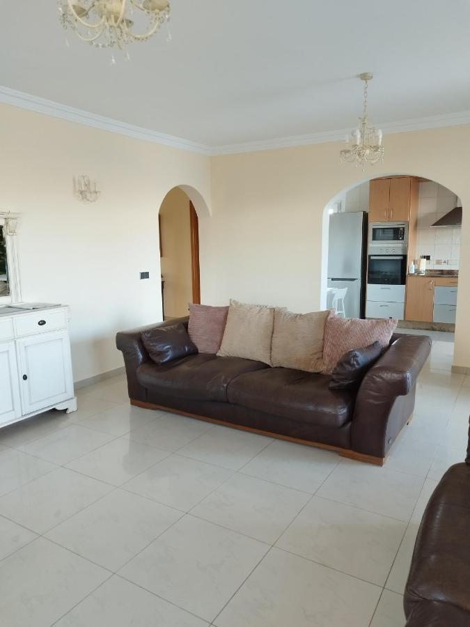Villa Casa Del Sol 3 Bedroom Villa With Private Solar Covered 12M X 6M Pool Minimum Stay 7 Nights Chromecast And Wifi Throughout The Property Triquivijate Luaran gambar